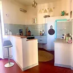 Elegant 2-bedroom Terrace In The Heart Of The Apartmán *