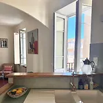 Elegant 2-bedroom Terrace In The Heart Of The Apartmán Ajaccio (Corsica)