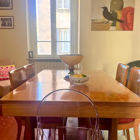 Elegant 2-bedroom Terrace In The Heart Of The Apartmán Ajaccio (Corsica)